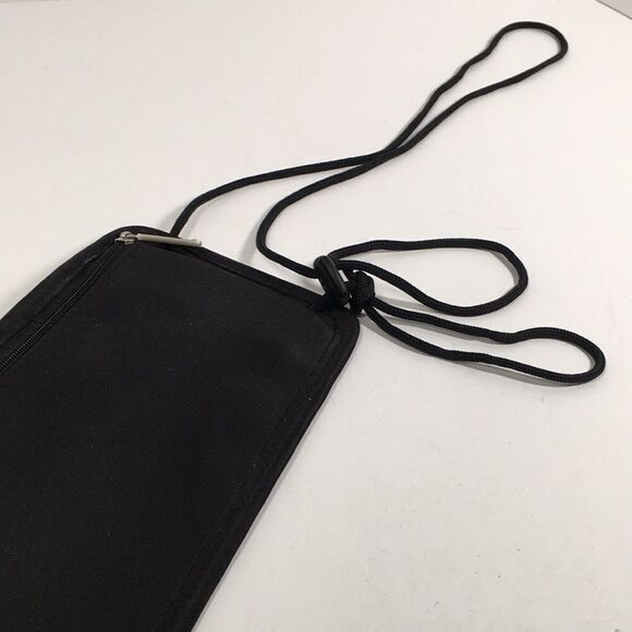 Travelon lanyard pouch- travel document pouch - Picture 8 of 9